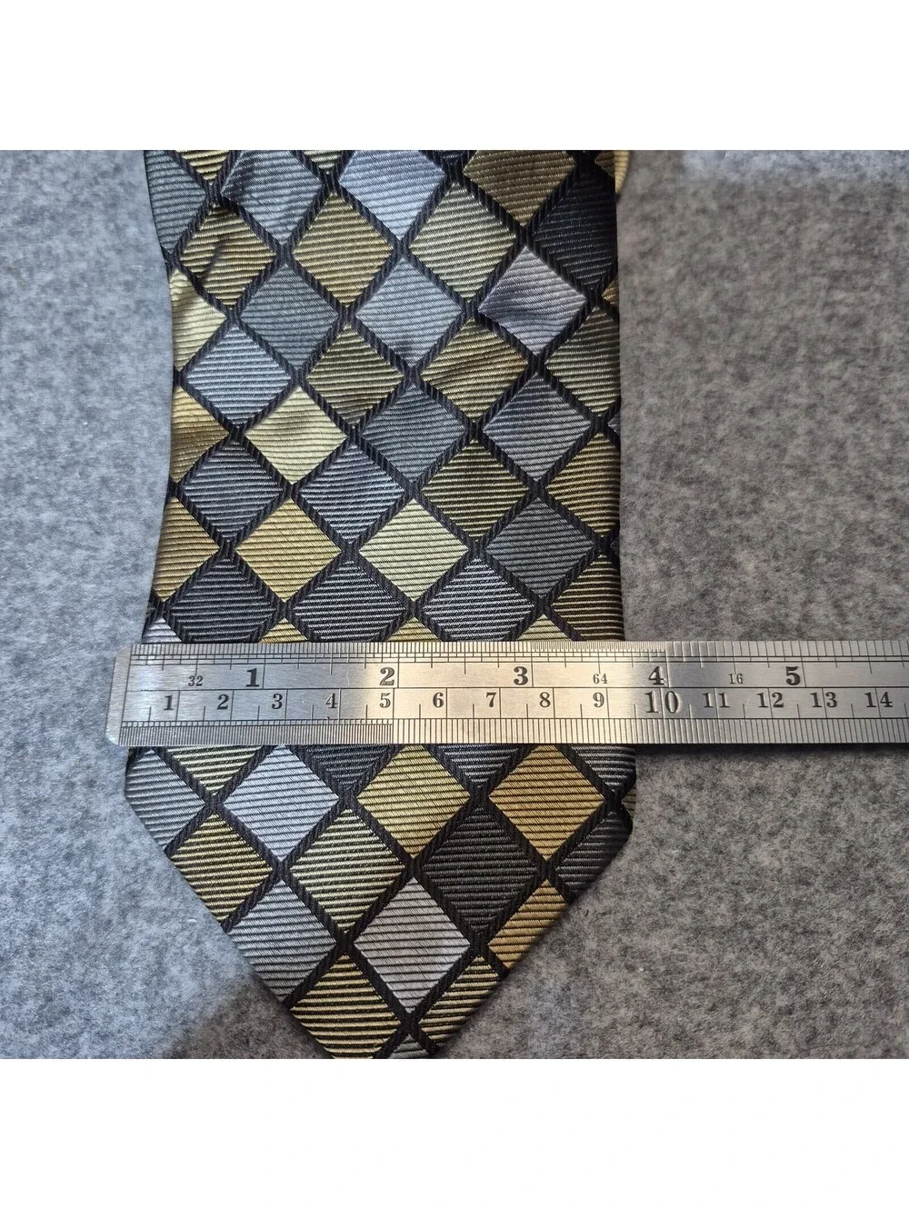 Roberto Villini Coleziione Silk Tie Geometric Pattern Gray Gold Designer Necktie